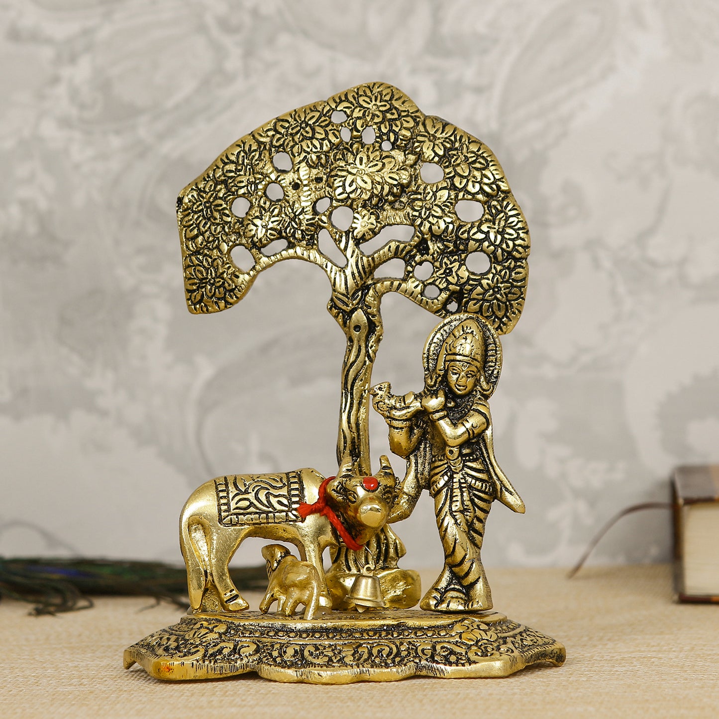 Lord krishna showpiece